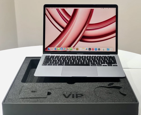 MACBOOK AİR 13 İNÇ M1 8GB RAM 256GB SSD UZAY GRİSİ - A2337