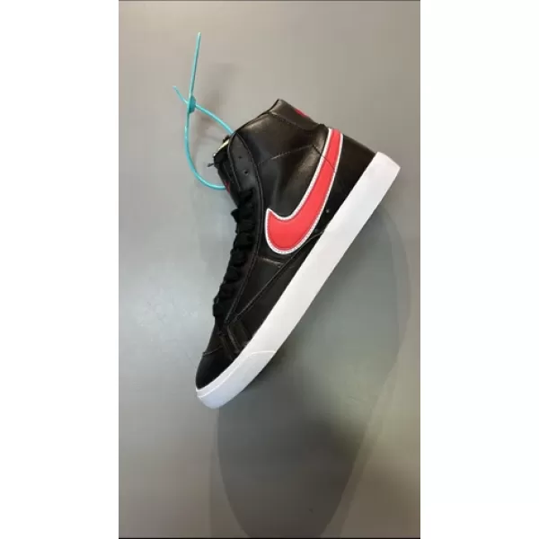 Nike Blazer Mıd '77 Leather Gs Black DJ4607-001