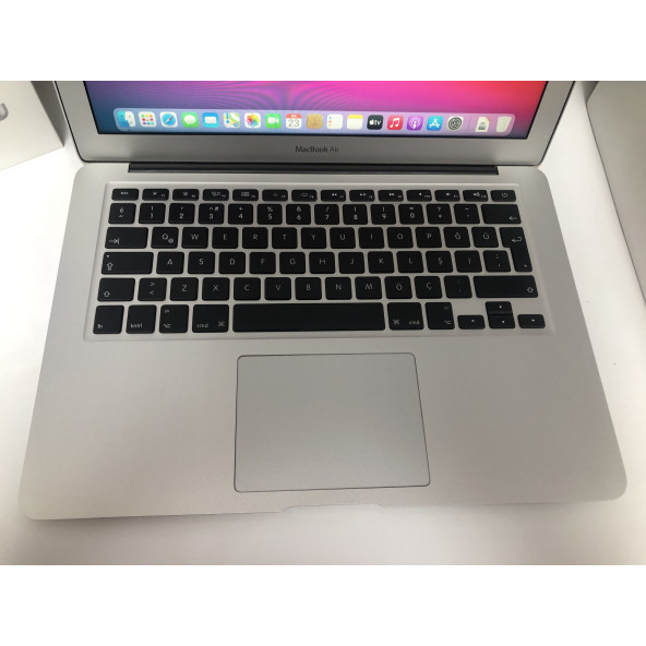 APPLE A1466 MACBOOK AiR 13 2017 i5 8GB RAM 128GB SSD - SIFIR AYARINDA , MAĞAZA GARANTİLİ