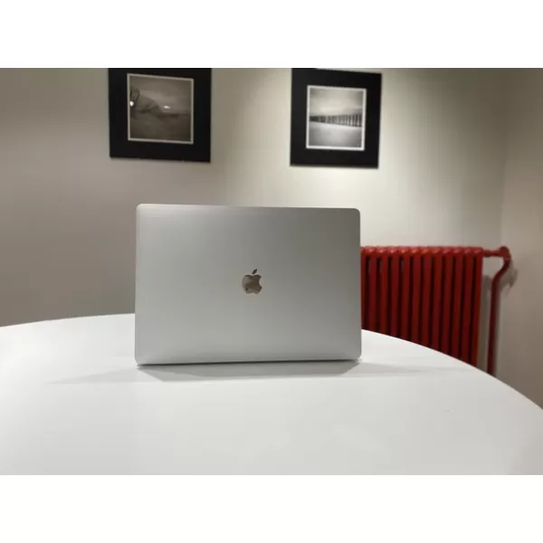 APPLE A1707 MACBOOK PRO 15 INCH 2016 İ7 16GB 256GB TEMİZ MAĞAZA GARANTİLİ
