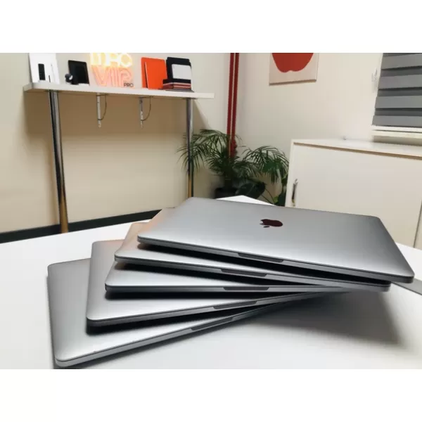 A2338 MacBook Pro M1 16GB 512GB SSD 13.3" Z11C0007Y Uzay Grisi